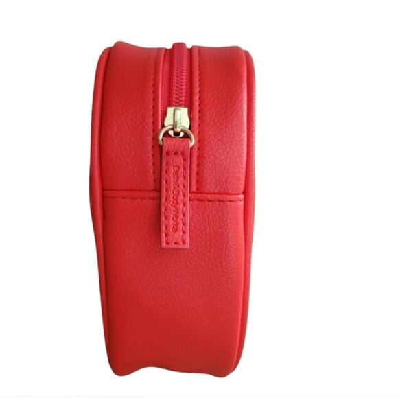 RED HEART SHAPED COSMETIC CASE BY BATH AND BODY WORKS LOVE VALENTINE'S DAY NEW! - Picture 2 of 4